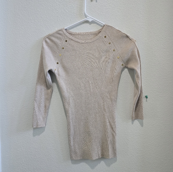 Tan ribbed slim fit sweater with gold decorative rivits. size small - Picture 3 of 4